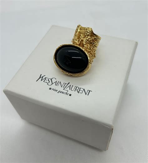 anello yves saint laurent donna|Anelli da donna YSL – L’eleganza si fa innovatrice .